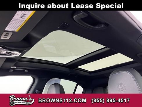 Used 2025 Alfa Romeo Stelvio Sprint w/ Veloce Package image 18