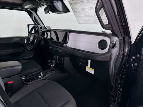 New 2026 Jeep Gladiator Sport image 36