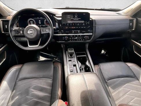 Used 2025 Nissan Pathfinder Platinum w/ Cargo Package FWD image 16