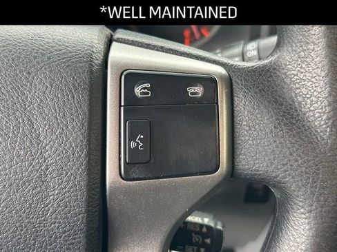 Used 2013 Toyota 4Runner SR5 image 7