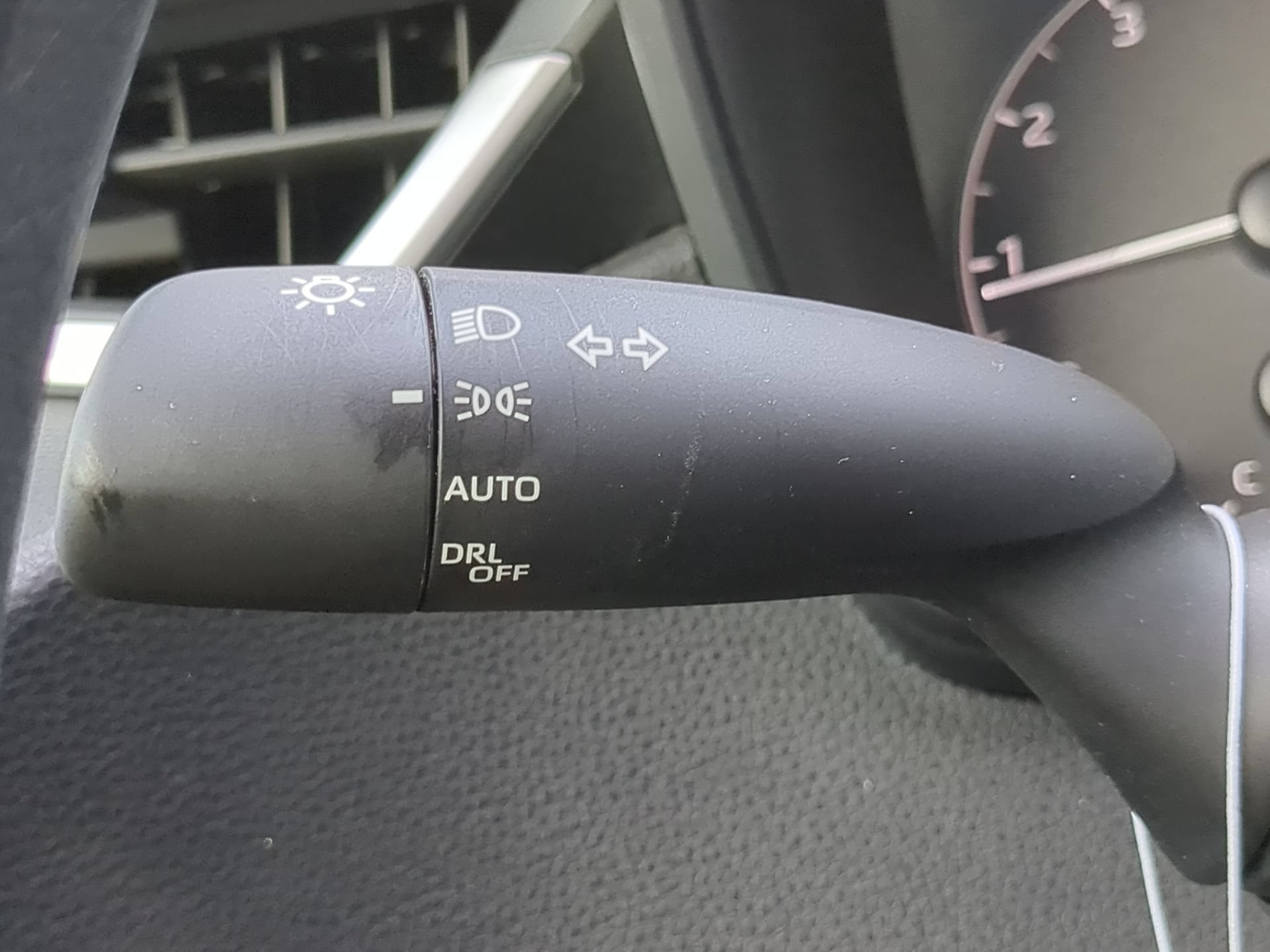 Used 2024 Toyota Corolla LE FWD image 61