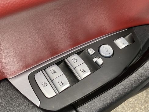 Used 2023 BMW X4 M40i w/ Premium Package image 18