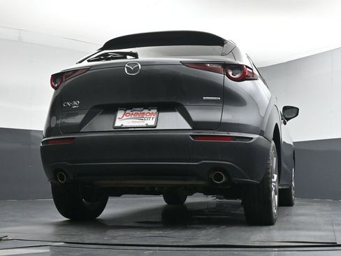 Used 2022 MAZDA CX-30 AWD 2.5 S w/ Premium Package image 39