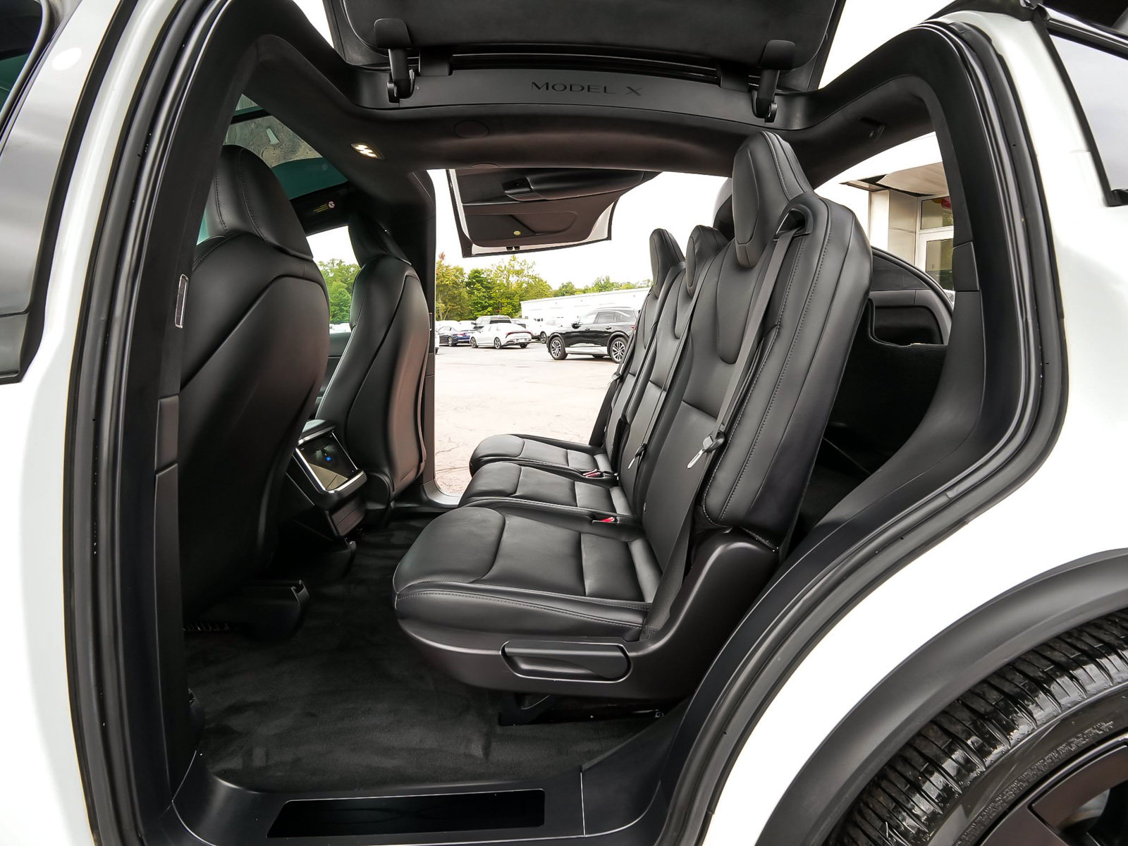Used 2023 Tesla Model X AWD/4WD image 30