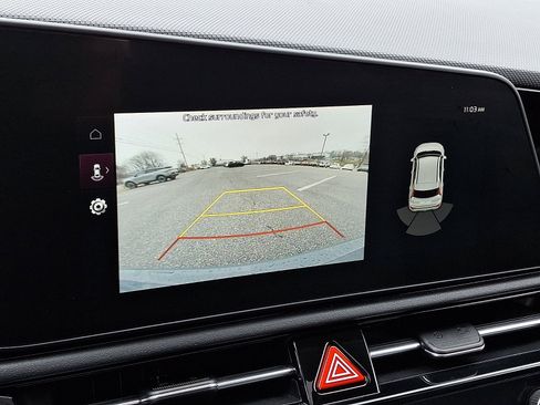 Used 2023 Kia Niro EX Touring image 20