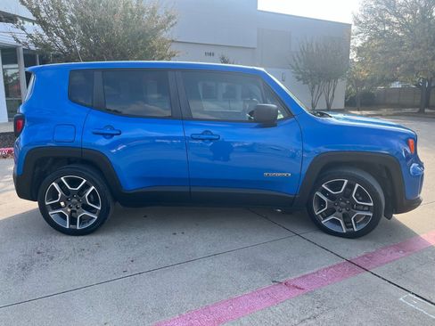Used 2020 Jeep Renegade Sport image 4