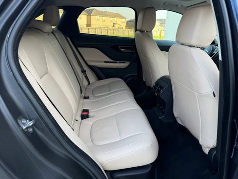 Used 2019 Jaguar F-PACE Premium AWD/4WD image 14