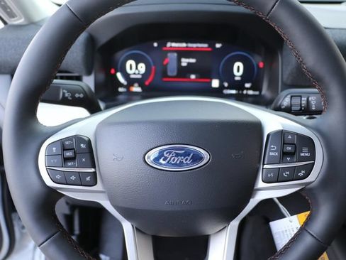 New 2026 Ford Explorer Active w/ Active Comfort Package AWD/4WD image 26