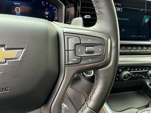 Used 2023 Chevrolet Silverado 1500 High Country w/ Z71 Off-Road Package AWD/4WD image 18