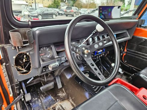 Used 1993 Jeep Wrangler 4WD image 11
