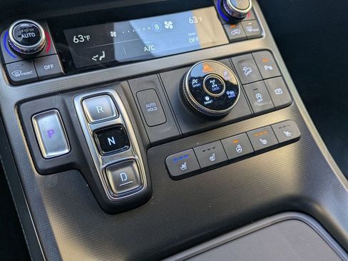 Used 2025 Hyundai Palisade Calligraphy image 16