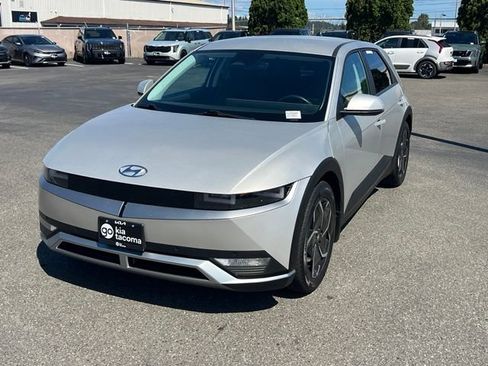 Used 2023 Hyundai Ioniq 5 SEL AWD/4WD image 3
