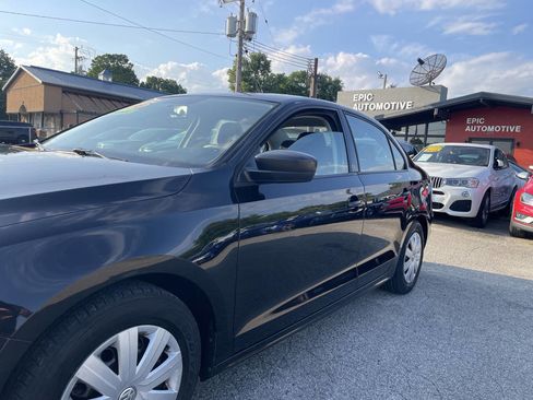 Used 2016 Volkswagen Jetta S FWD image 9
