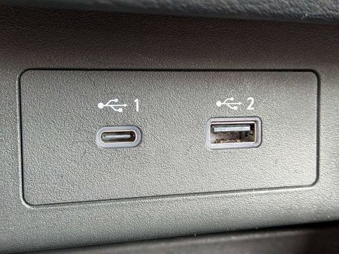Used 2023 Nissan Rogue SV FWD image 21
