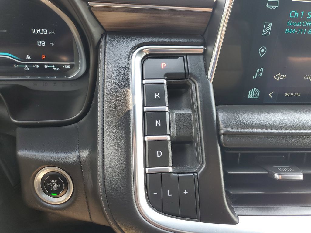 Used 2024 Chevrolet Tahoe LT RWD image 24