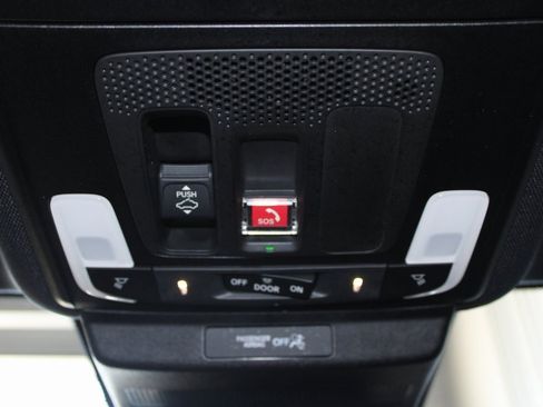 Certified 2025 Honda Accord Sport image 36