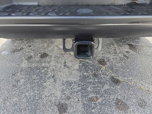 Used 2023 Nissan Titan PRO-4X w/ Pro-4x Convenience Package AWD/4WD image 28