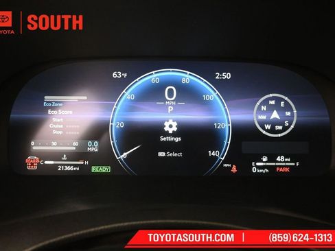 Used 2023 Toyota Highlander Limited w/ Protection Package #3 (TMS) AWD/4WD image 12