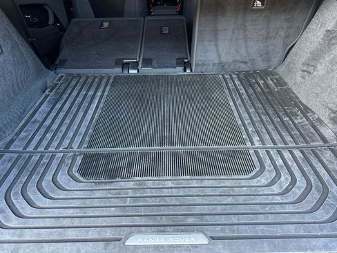 Used 2025 Land Rover Range Rover Sport SV Edition Two image 14