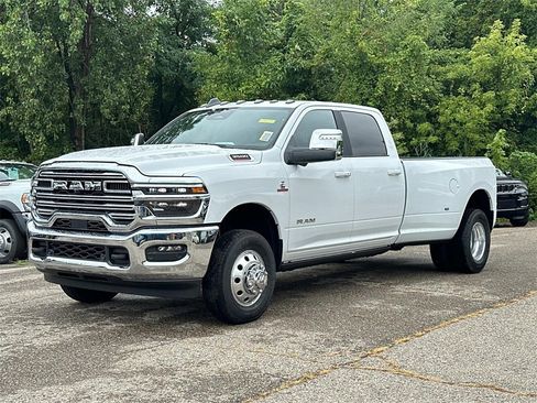 New 2026 RAM 3500 Laramie image 6