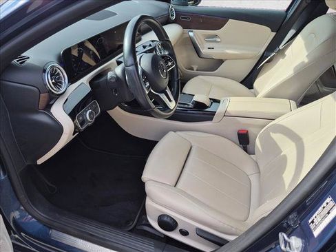 Certified 2022 Mercedes-Benz A 220 4MATIC image 11