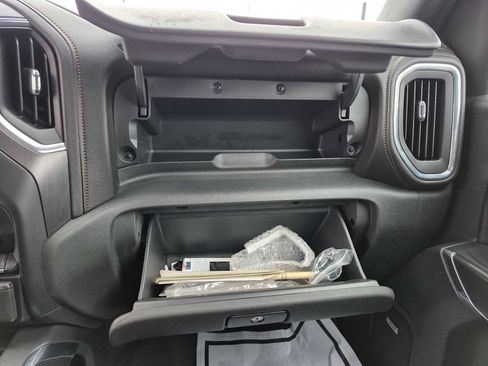 Used 2020 GMC Sierra 1500 AT4 w/ AT4 Premium Package image 27