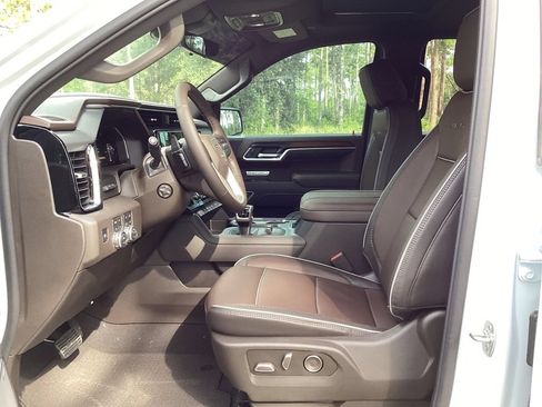 New 2026 GMC Sierra 1500 Denali w/ Denali Reserve Package AWD/4WD image 14