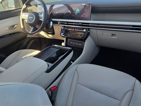 New 2026 Hyundai Tucson Limited image 27