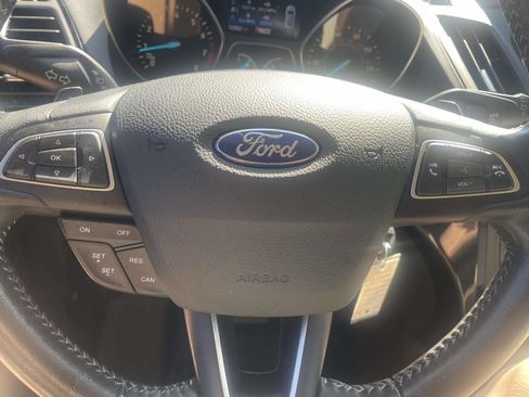 Used 2018 Ford Escape SEL w/ SEL Sport Appearance Package FWD image 30