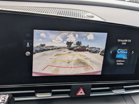 Used 2025 Hyundai Elantra Limited w/ Cargo Package FWD image 27