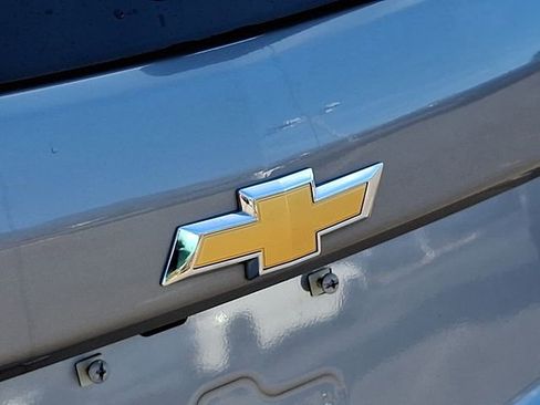 Used 2024 Chevrolet Equinox LT image 32