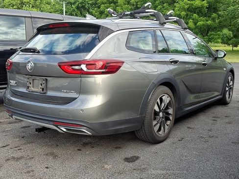 Used 2018 Buick Regal Essence w/ Driver Confidence Package #1 AWD/4WD image 5