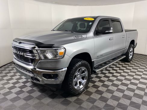 Used 2019 RAM 1500 Big Horn AWD/4WD image 9