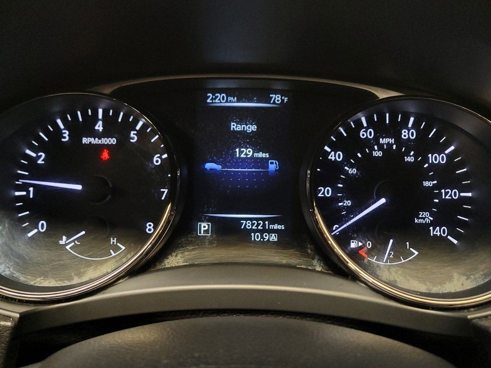 Used 2015 Nissan Rogue SV AWD/4WD image 23