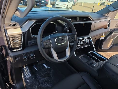 New 2026 GMC Sierra 2500 Denali w/ Denali Reserve Package AWD/4WD image 16