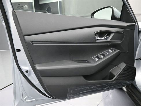 New 2025 Honda Accord LX image 4