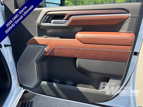 New 2026 GMC Sierra 3500 Denali Ultimate w/ LPO, Black Badging Package AWD/4WD image 12