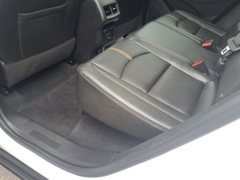 Used 2022 Chevrolet Equinox Premier FWD image 13