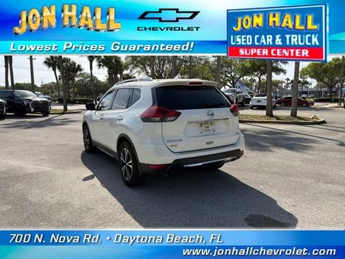 Used 2020 Nissan Rogue SV w/ Sun & Sound Touring Package image 9