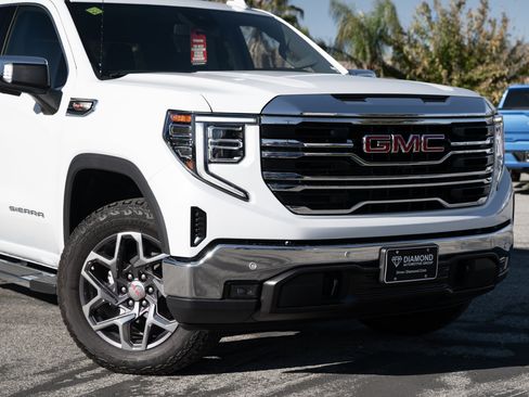 New 2026 GMC Sierra 1500 SLT w/ SLT Premium Plus Package image 17