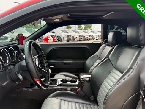 Used 2009 Dodge Challenger R/T RWD image 17