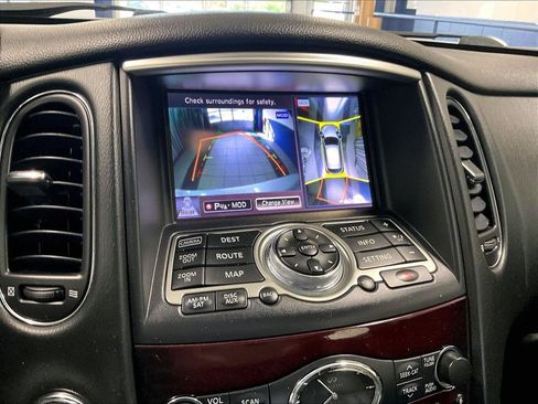 Used 2017 INFINITI QX50 AWD w/ Premium Plus Package image 19