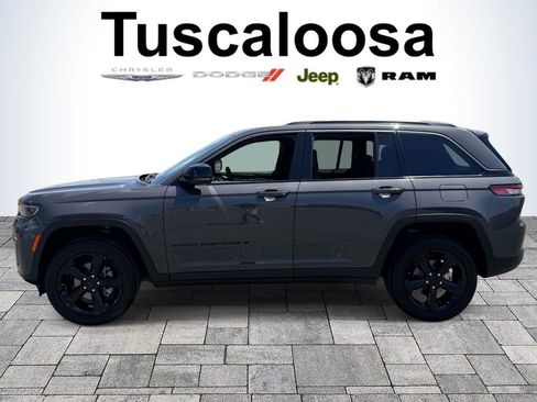 New 2026 Jeep Grand Cherokee Limited w/ Limited Altitude Package RWD image 4