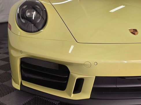 Certified 2025 Porsche 911 Carrera T RWD image 26