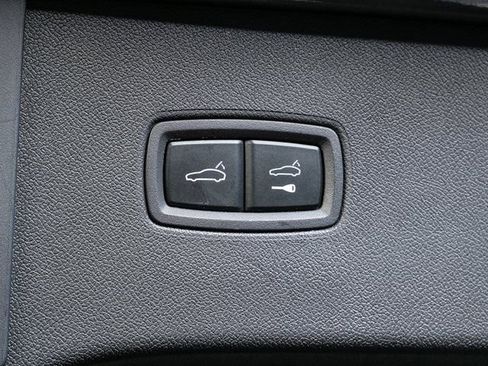 Certified 2025 Porsche Cayenne GTS image 30