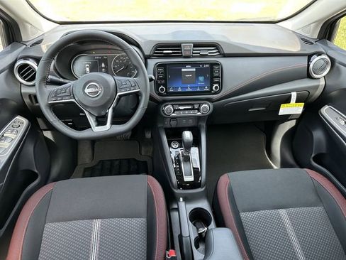 New 2025 Nissan Versa SR image 17