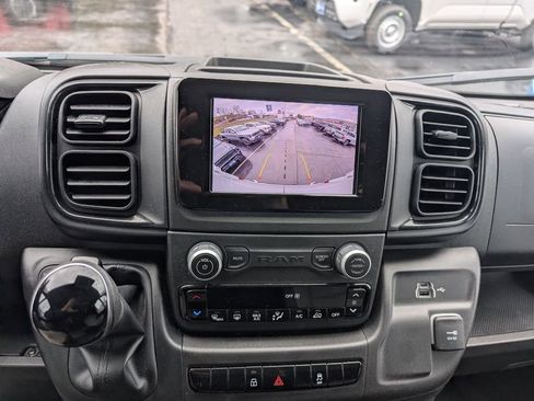Used 2025 RAM ProMaster 2500 w/ Convenience Group FWD image 23