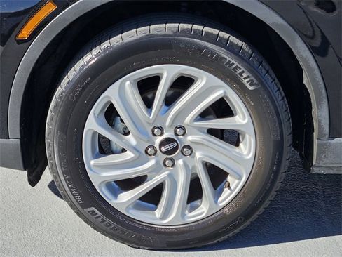 Used 2022 Lincoln Corsair FWD image 10