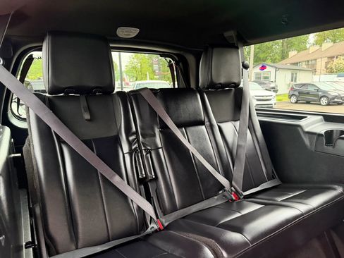 Used 2015 Ford Expedition EL XLT w/ Equipment Group 202A AWD/4WD image 26