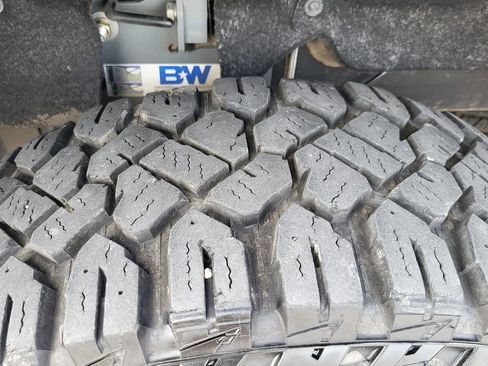 Used 2022 GMC Sierra 1500 SLT w/ SLT Convenience Package image 31